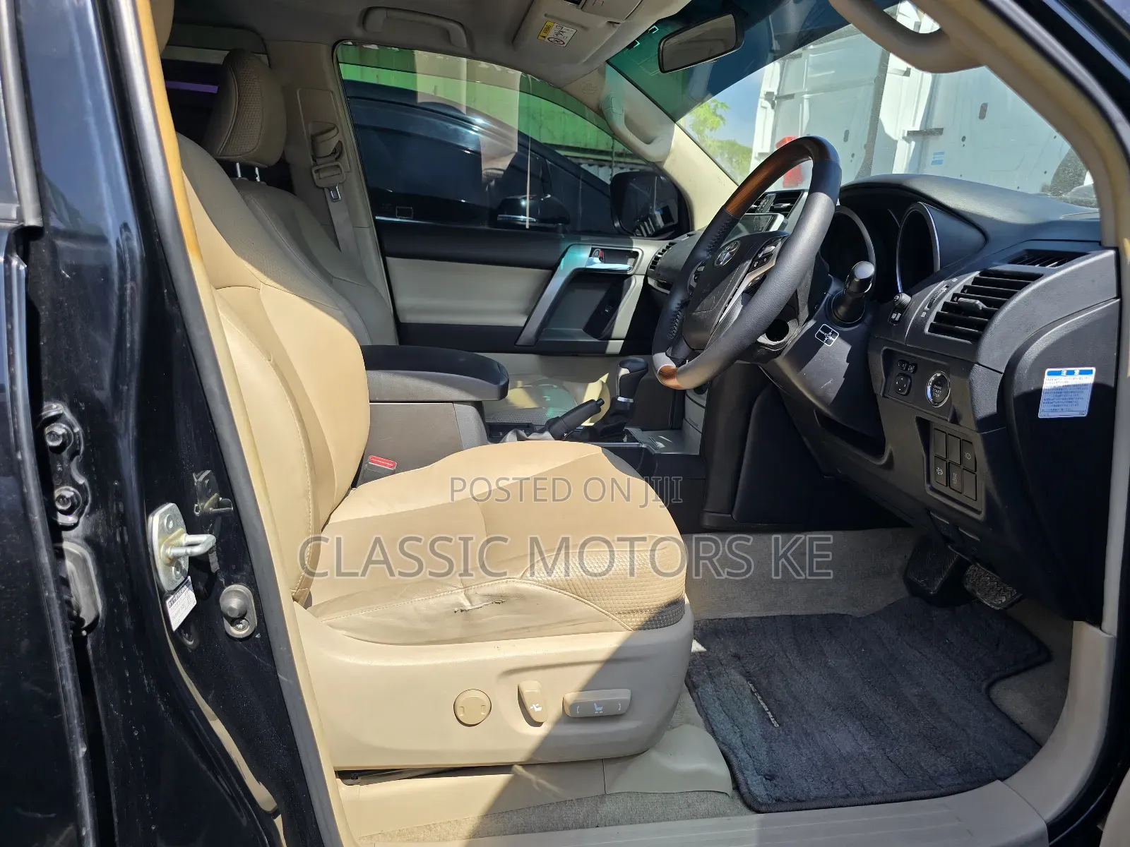 Toyota Land Cruiser Prado 2.8 2022 Black