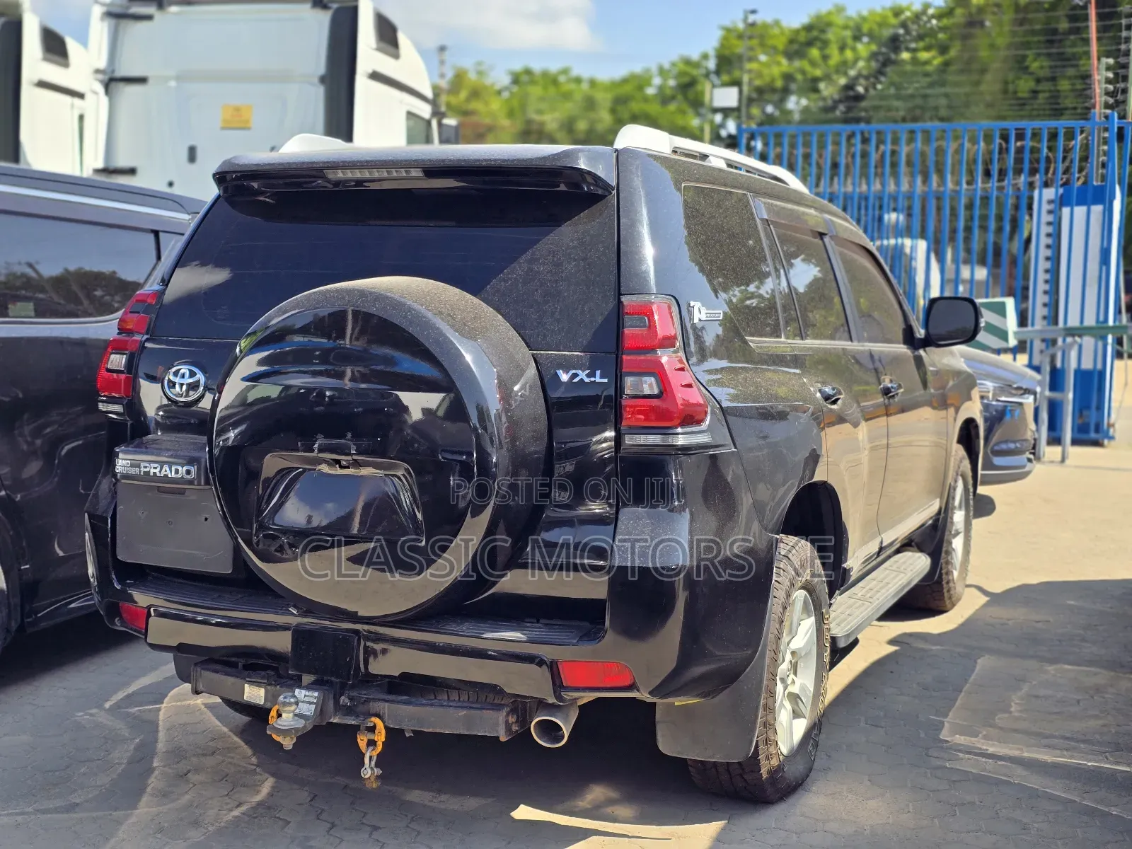 Toyota Land Cruiser Prado 2.8 2022 Black