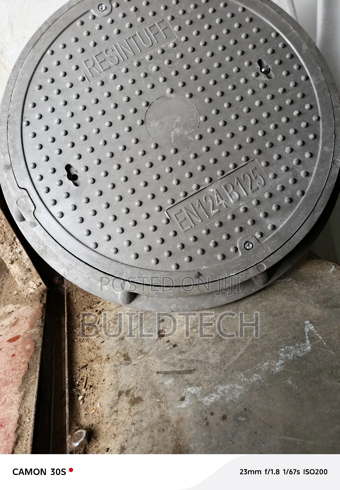 600mm Composite Manhole Cover 12.5 Ton Load