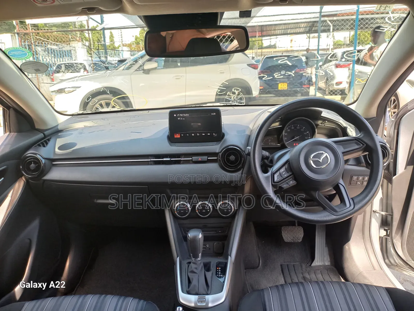 Mazda 2 2020 Silver