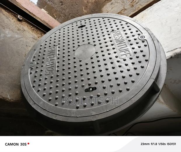 600mm 12.5 Ton Composite Manhole Cover