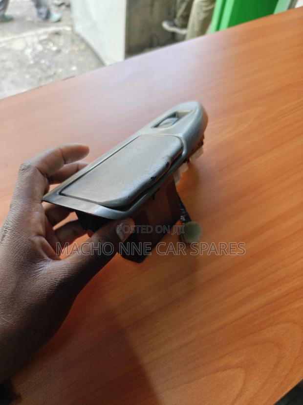 Toyota Prado 120 Handle (Inside) - thumbnail 2