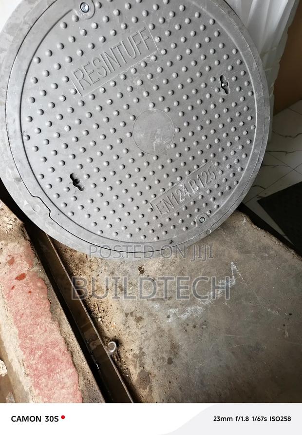 B125 12.5 Ton 600mm Sewer Cover