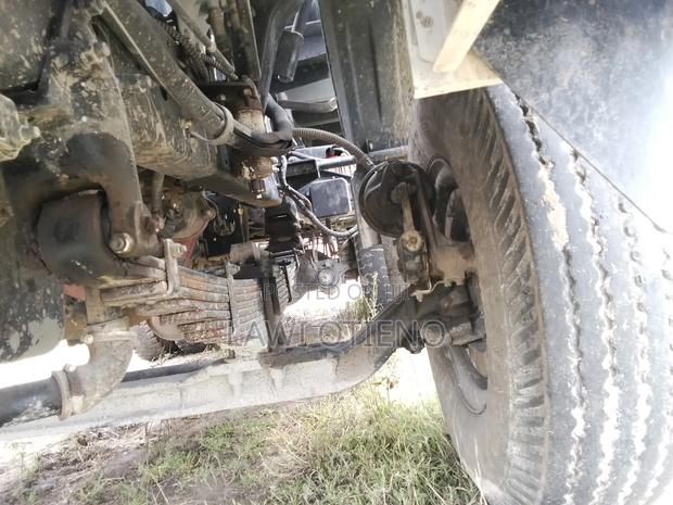 Ashock Leyland - thumbnail 2