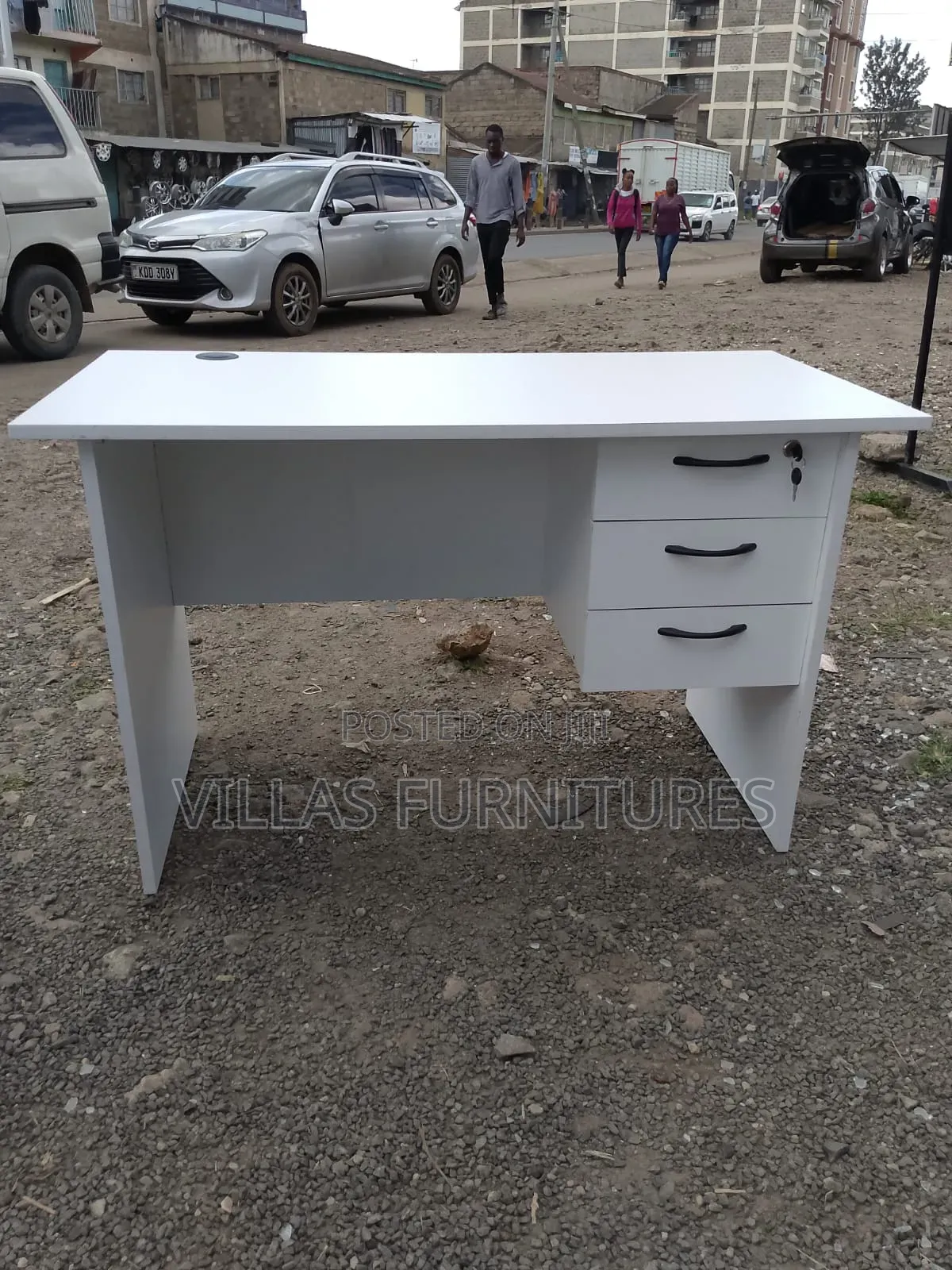Computer Local Made Study Desk