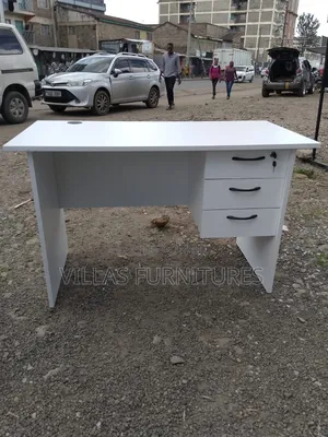 Computer Local Made Study Desk