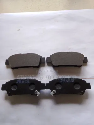 Rear Brake Pads for Toyota Noah (Maruken Brand)