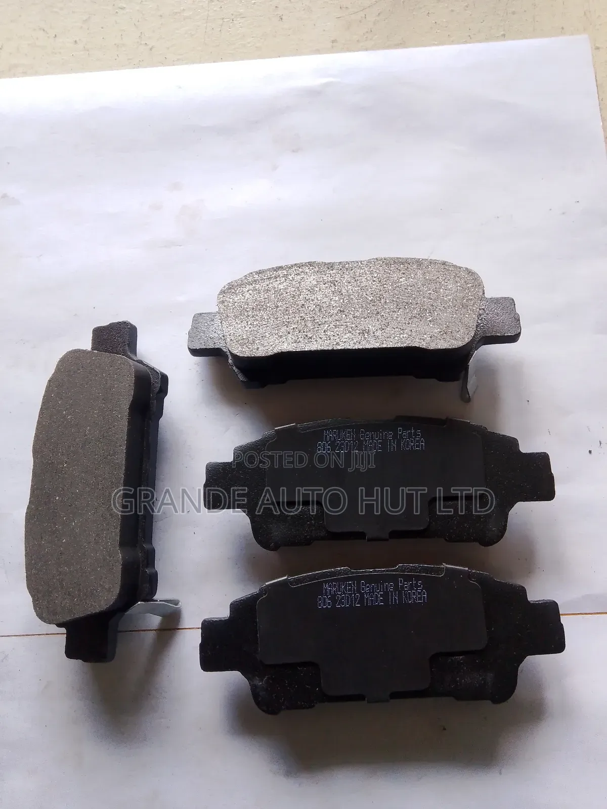 Rear Brake Pads for Toyota Noah (Maruken Brand)