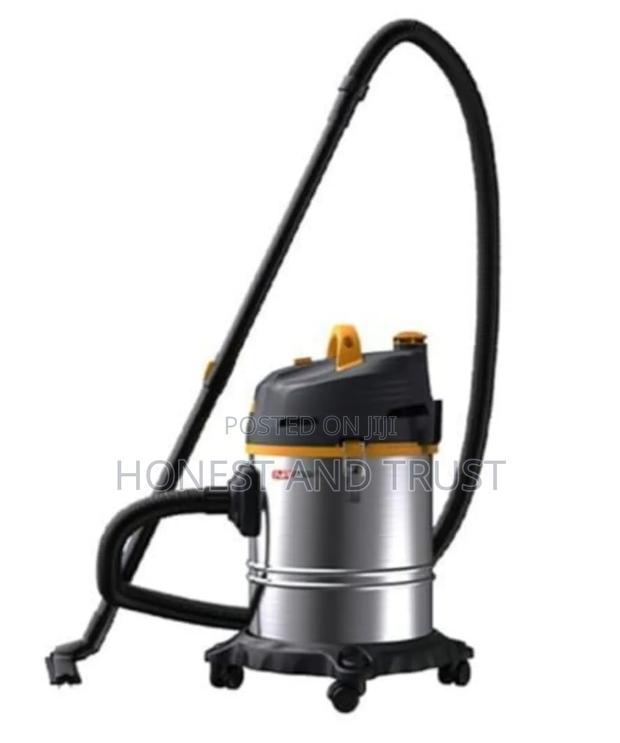 25 Litres Wet and Dry Vacuum Cleaner