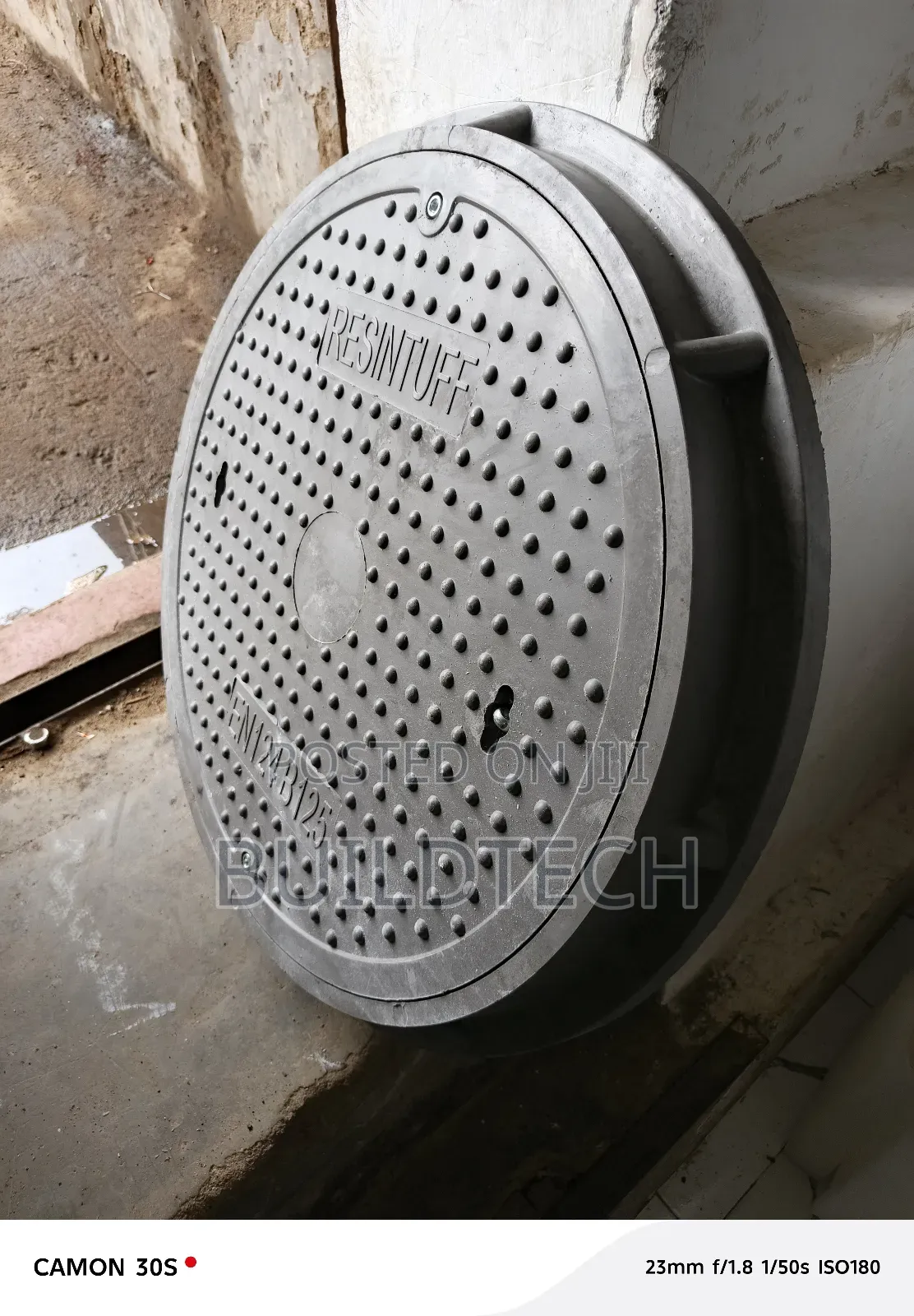 Heavy Duty 600mm 12.5 Ton Sewer Cover