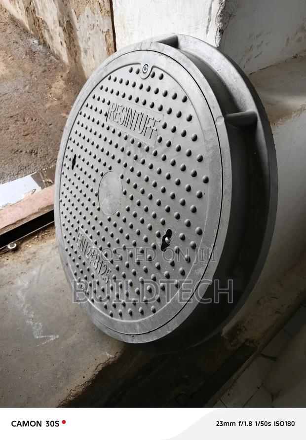 Heavy Duty 600mm 12.5 Ton Sewer Cover