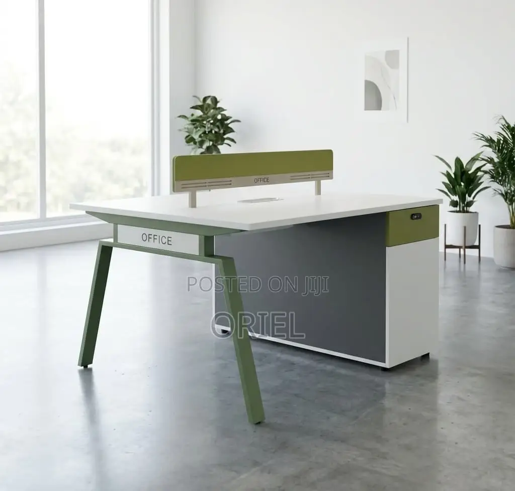 Office Workstation : Modern Dual-User Office Workstation Desk