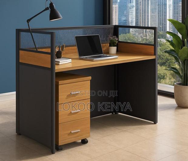 Workstation; Modular Imported 1 Person Office Workstation