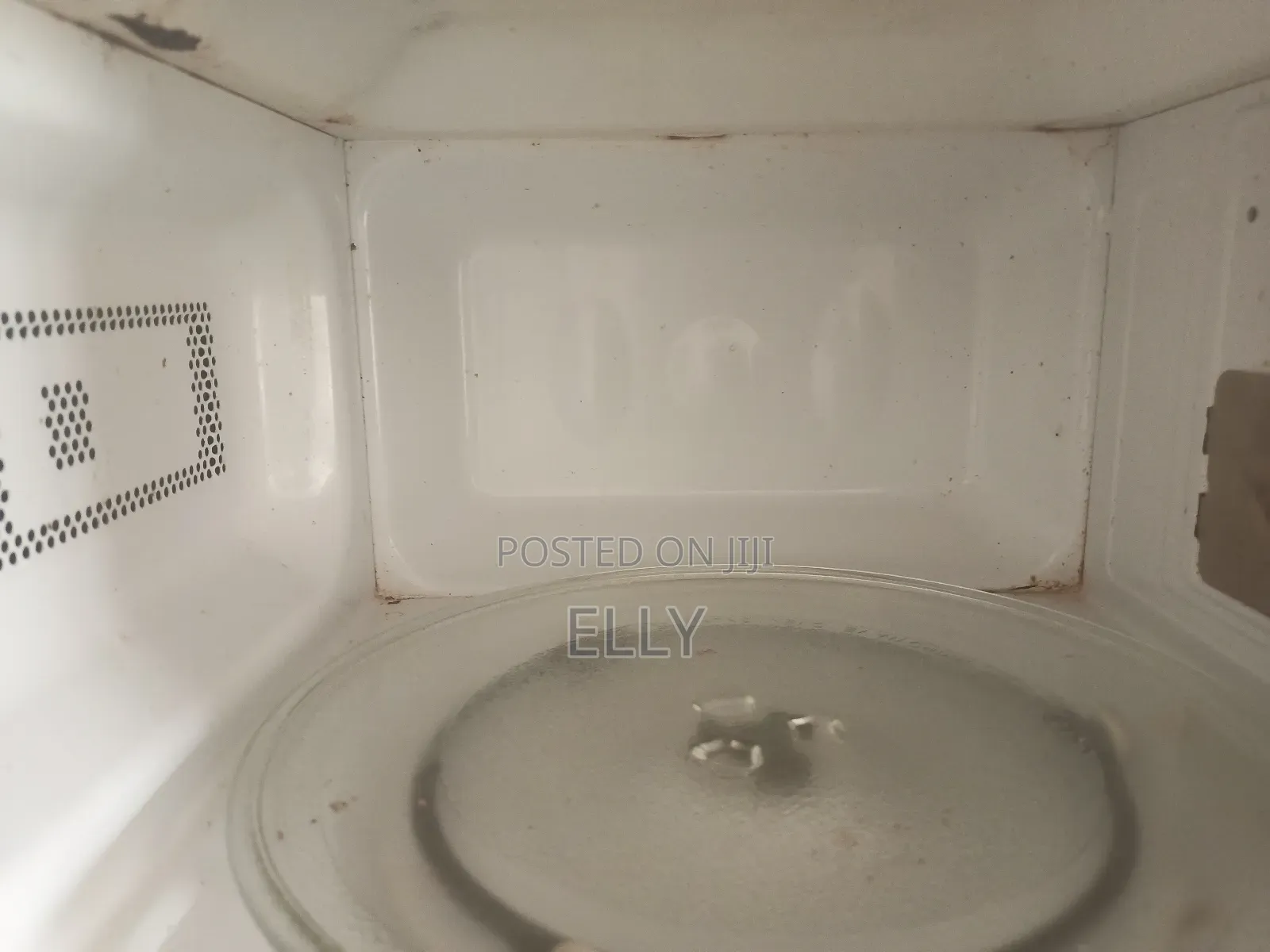 Ramtons Microwave
