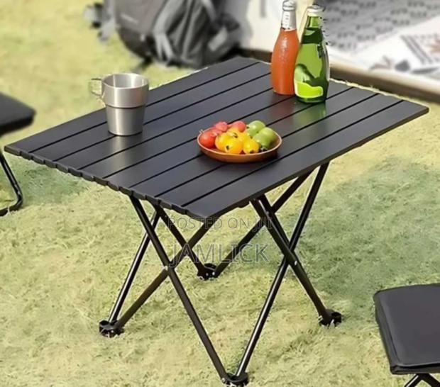 Foldable Table – 46×47×68cm - G