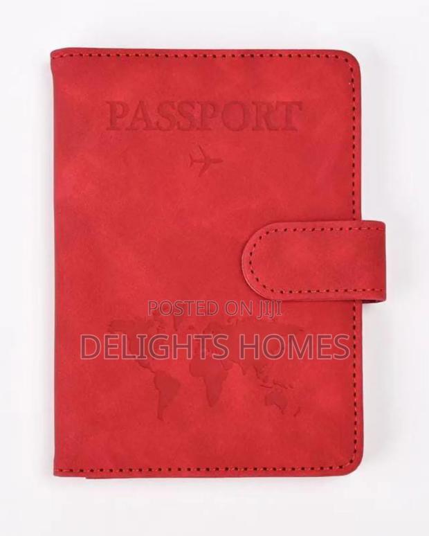 Leather Passport Holder Wallet_re - thumbnail 3