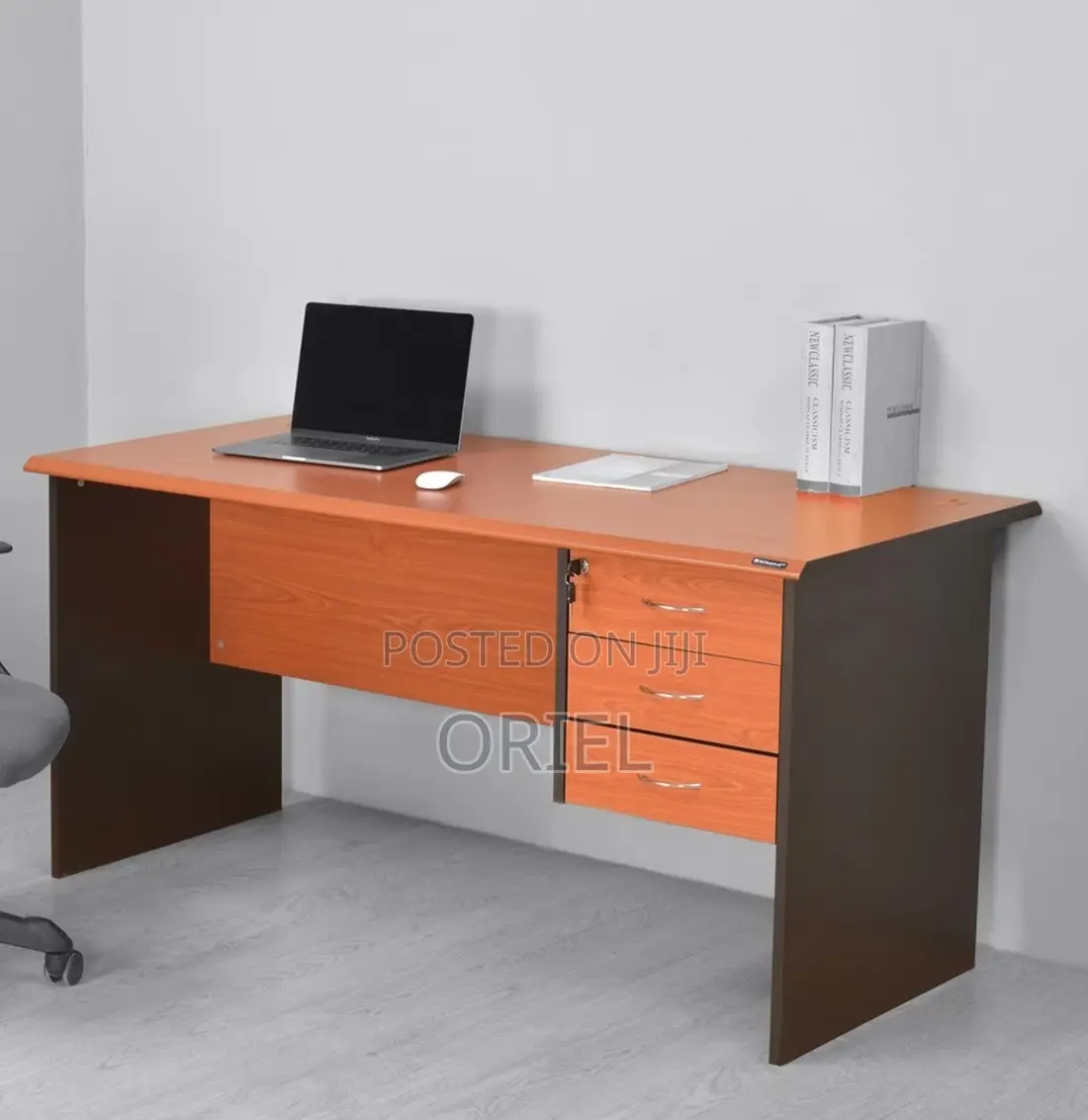 Modern Office Desk : 1.4m Cherry Ofice Desk With 3-Drawers