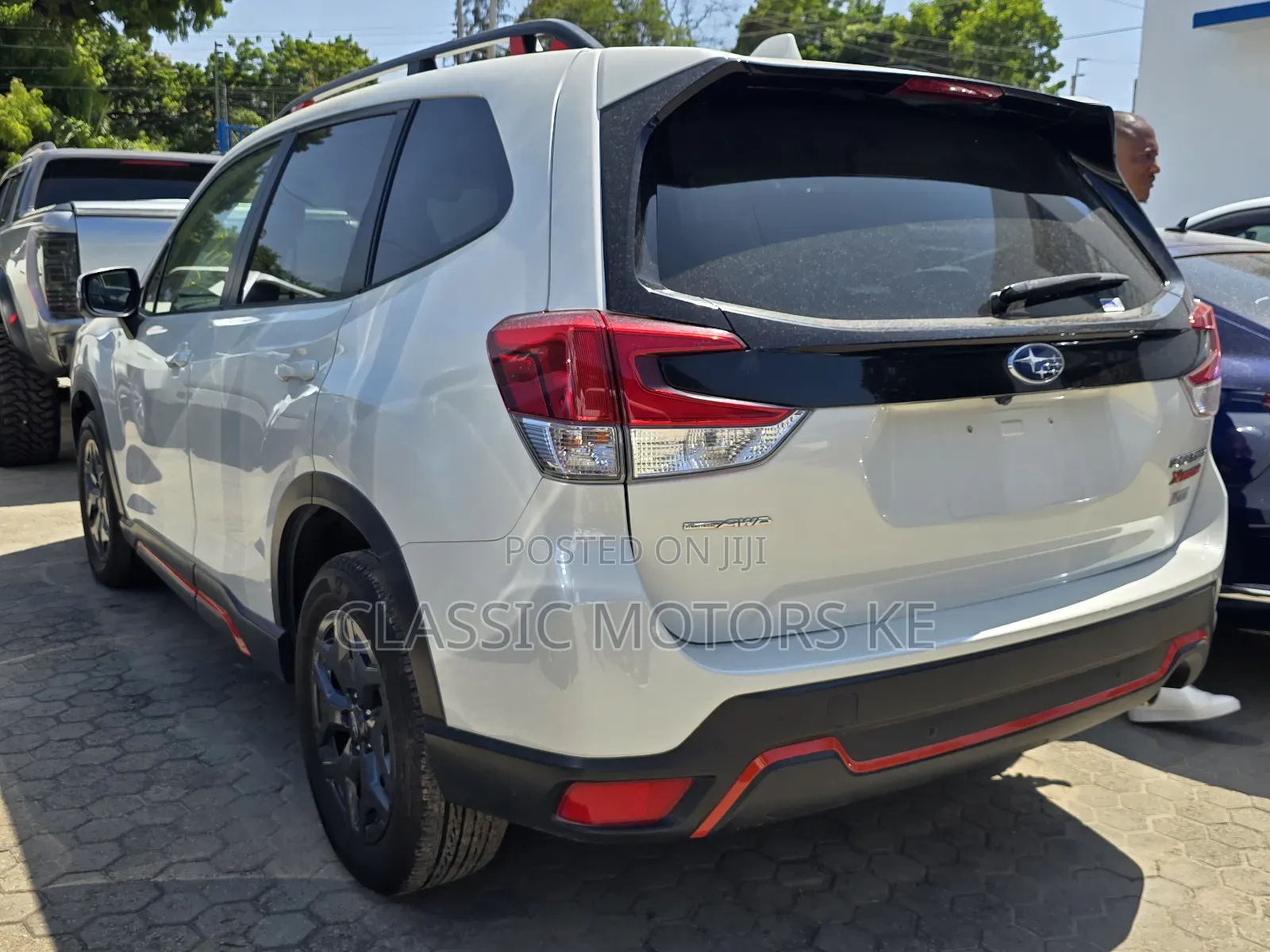 Subaru Forester Touring AWD 2019 White