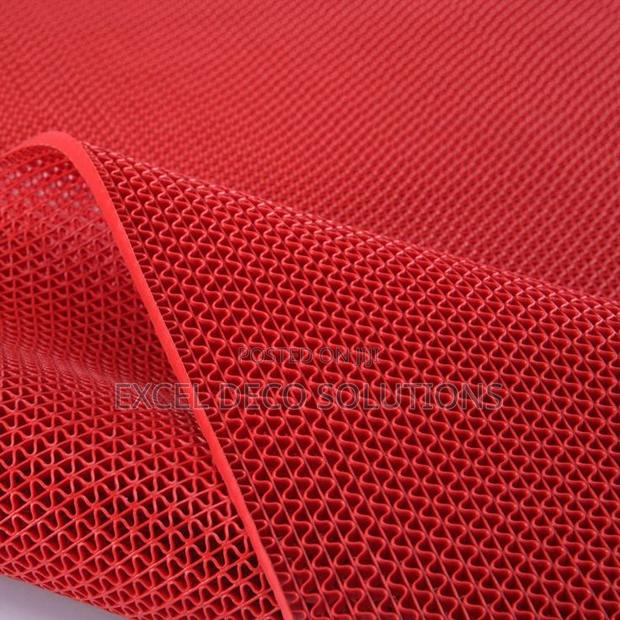 Multi-Purpose Anti-Slip Flooring Mat for Safety Comfort - main view