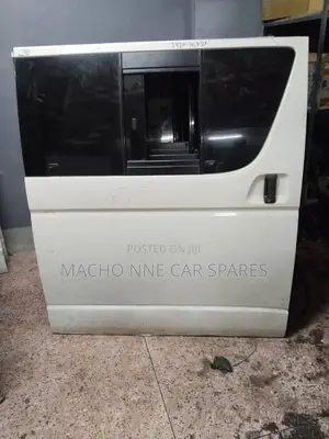 Toyota Hiace 7l Sliding Door RHS