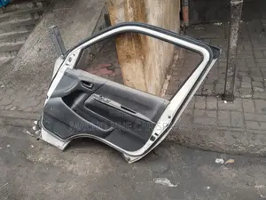 Toyota Hiace 7l Front LHS Door