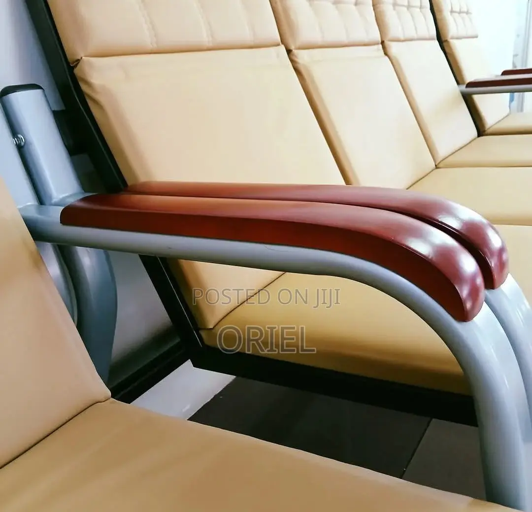 Office 5-Seater Bench : Brown 5 Seater Reception Waiting Sofa