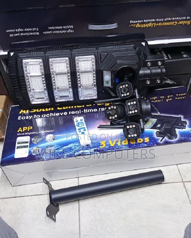 V380 Outdoor 4g Solar CCTV With Floodlight