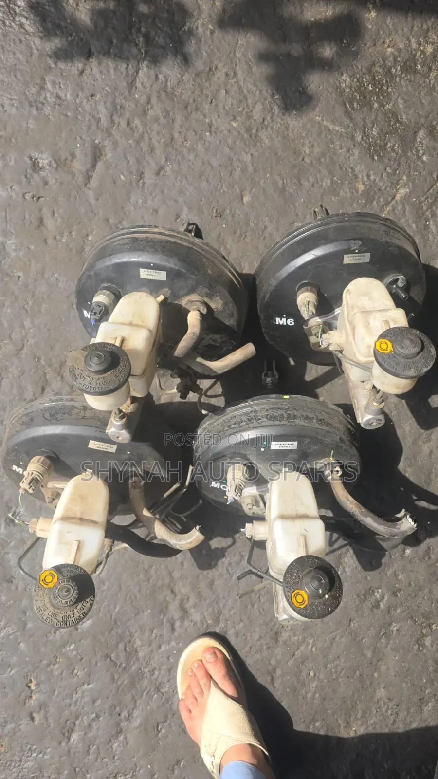 Hilux Double Cab D4d Brake Booster and Brake Master Cylinder Complete