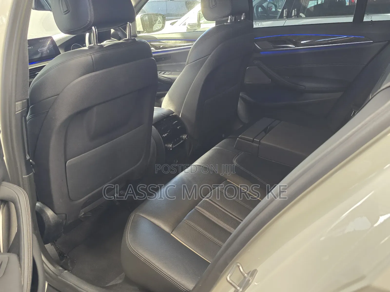 BMW 523i 2019 White
