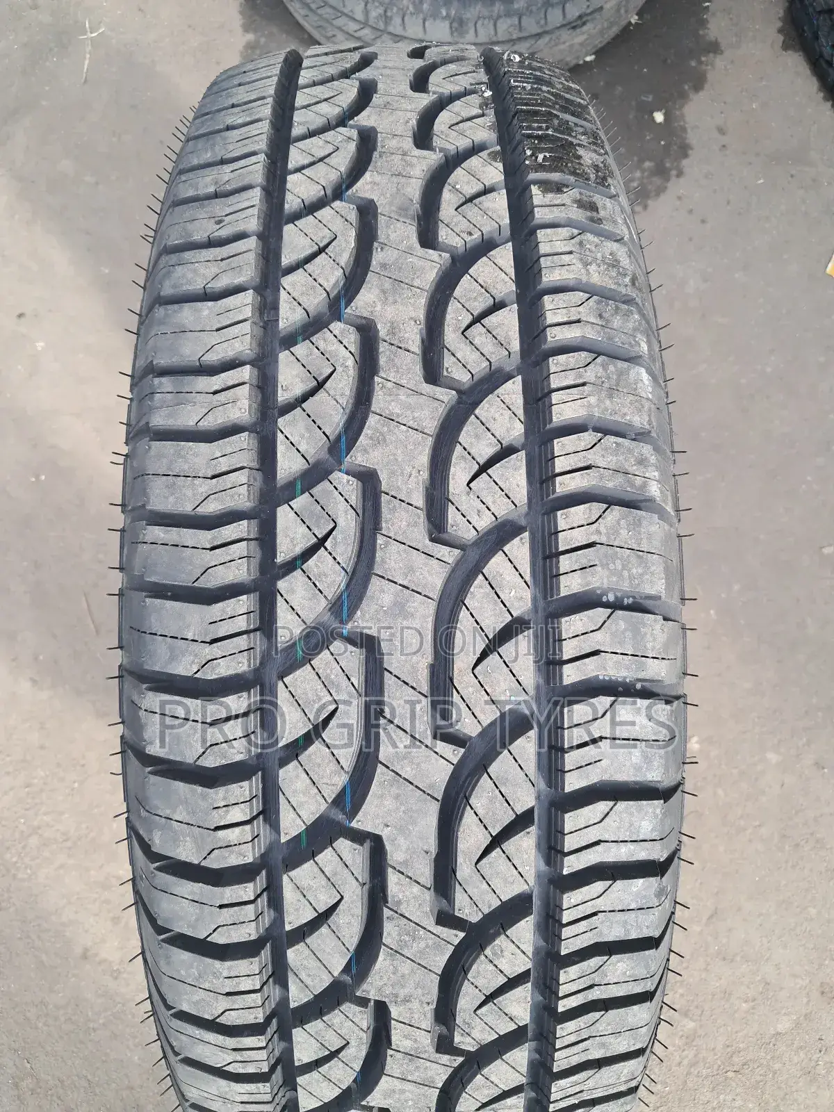 Centara All-Terrain 265/70r17