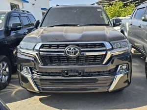 Toyota Land Cruiser 4.5 V8 VXR 2015 Black
