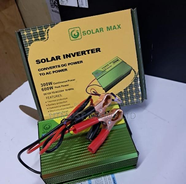 300w Solar Inverter Portable Power for Camping and Travel