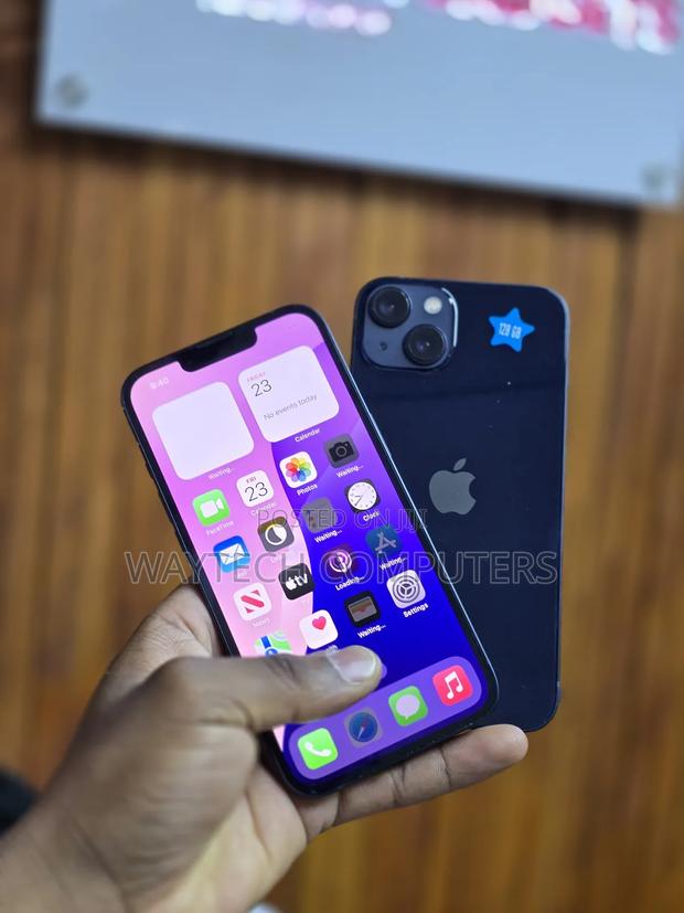 Apple iPhone 13 128 GB Blue - main view