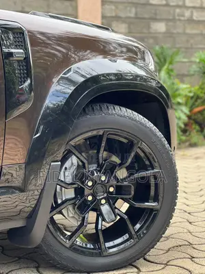 Land Rover Defender X-Dynamic HSE 2021 Black