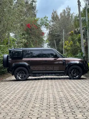 Land Rover Defender X-Dynamic HSE 2021 Black