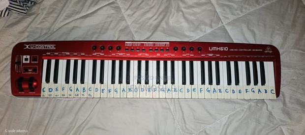Behringer Umx610 Usb/Midi Controller Keyboard - thumbnail 3