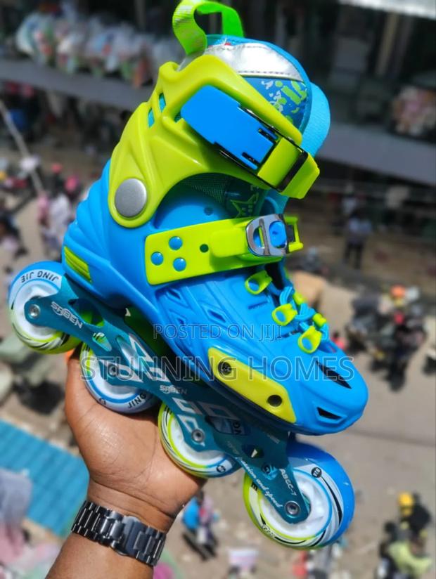 Quality Skating Shoes - thumbnail 2