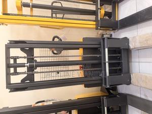 Electric 2tonne Staker Machine/ Affordable Staker Machine - thumbnail 2