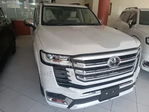 Toyota Land Cruiser 2019 White