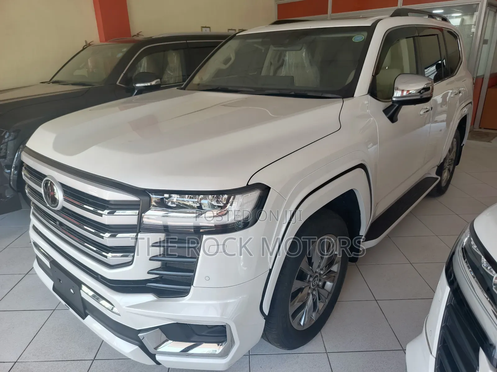 Toyota Land Cruiser 2019 White