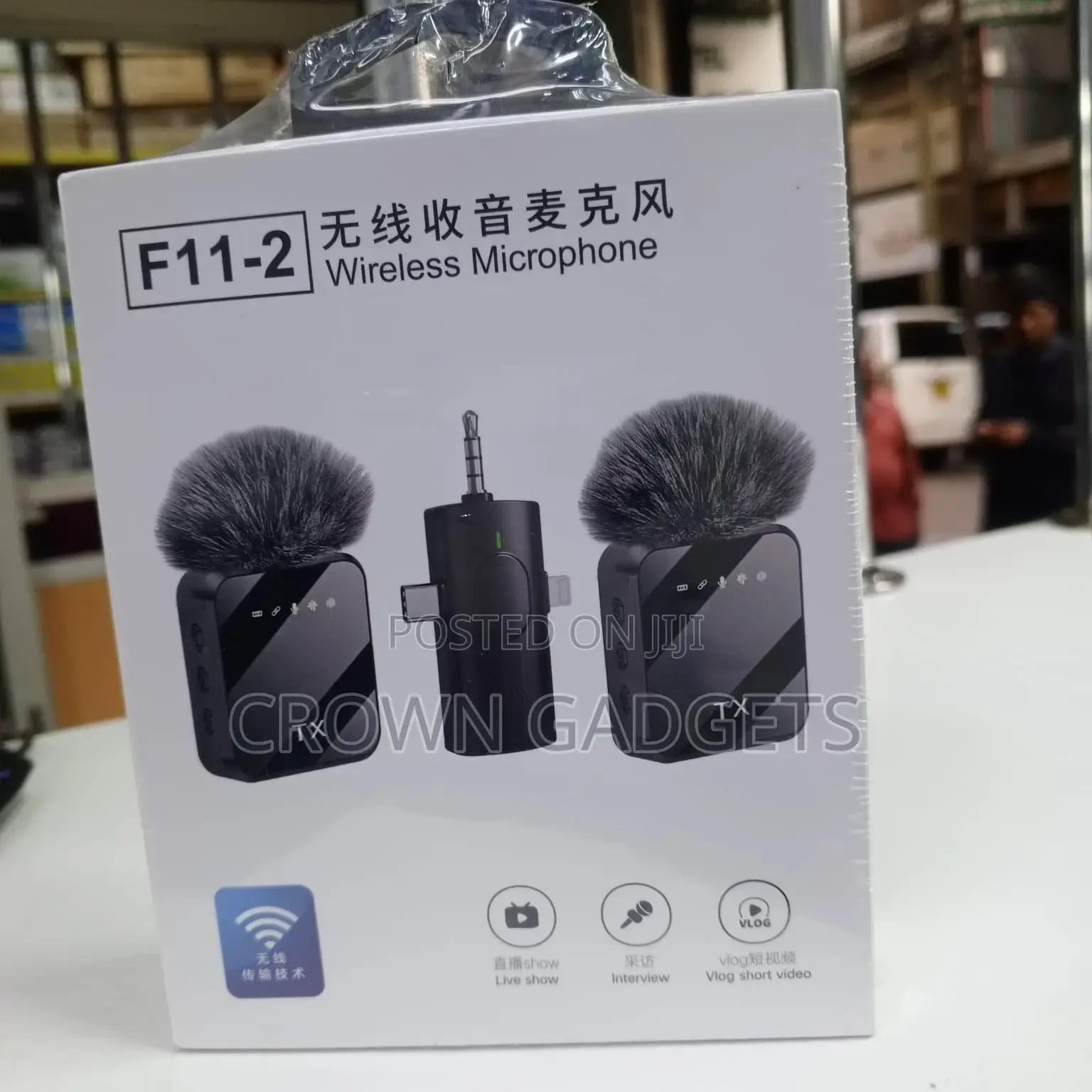 F11-2 Wireless Lapel Microphone 3-in-1 Receiver