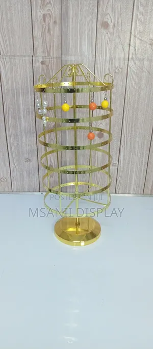 Rotating Earring Display