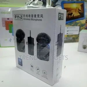 F11 Clip-on Wireless Lapel Mic With Noise Reduction for iPhone/Android