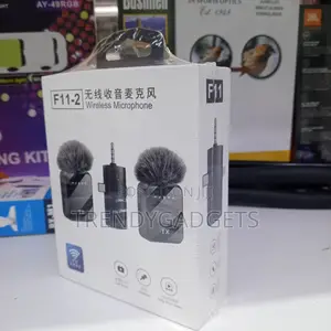 F11 Clip-on Wireless Lapel Mic With Noise Reduction for iPhone/Android