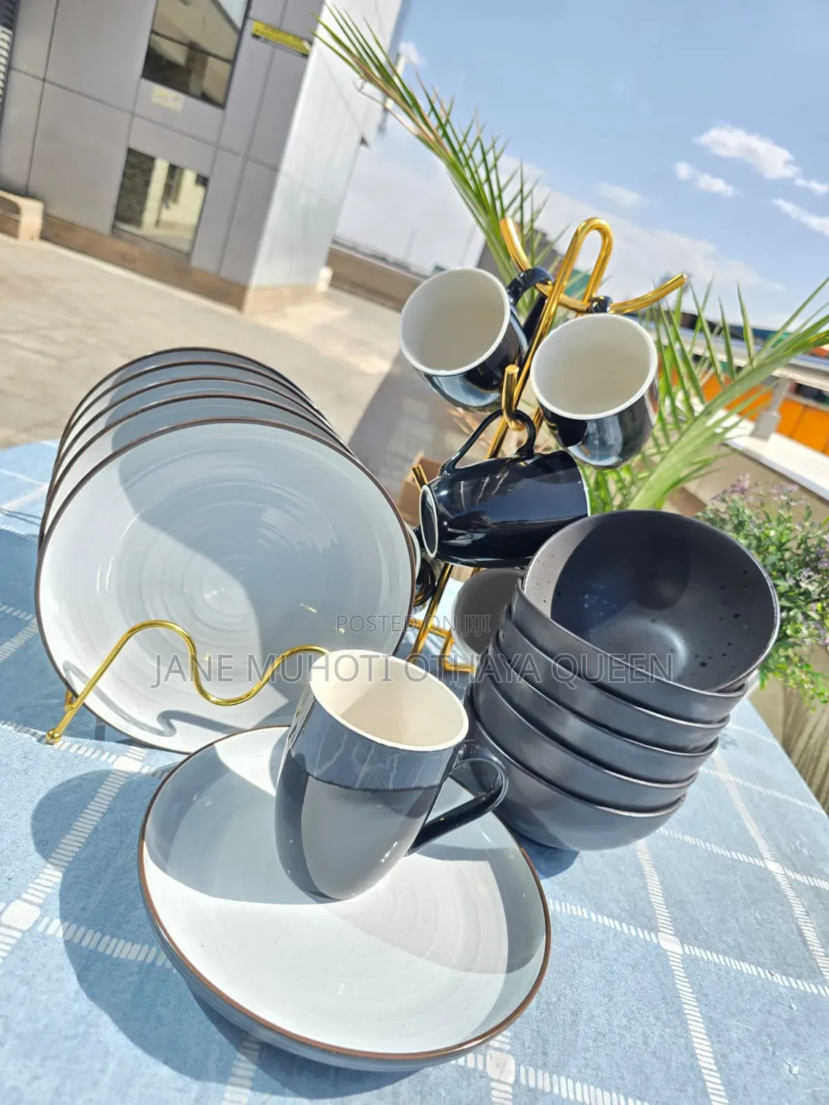 18pcs Greyish Ceramic Dinner Set