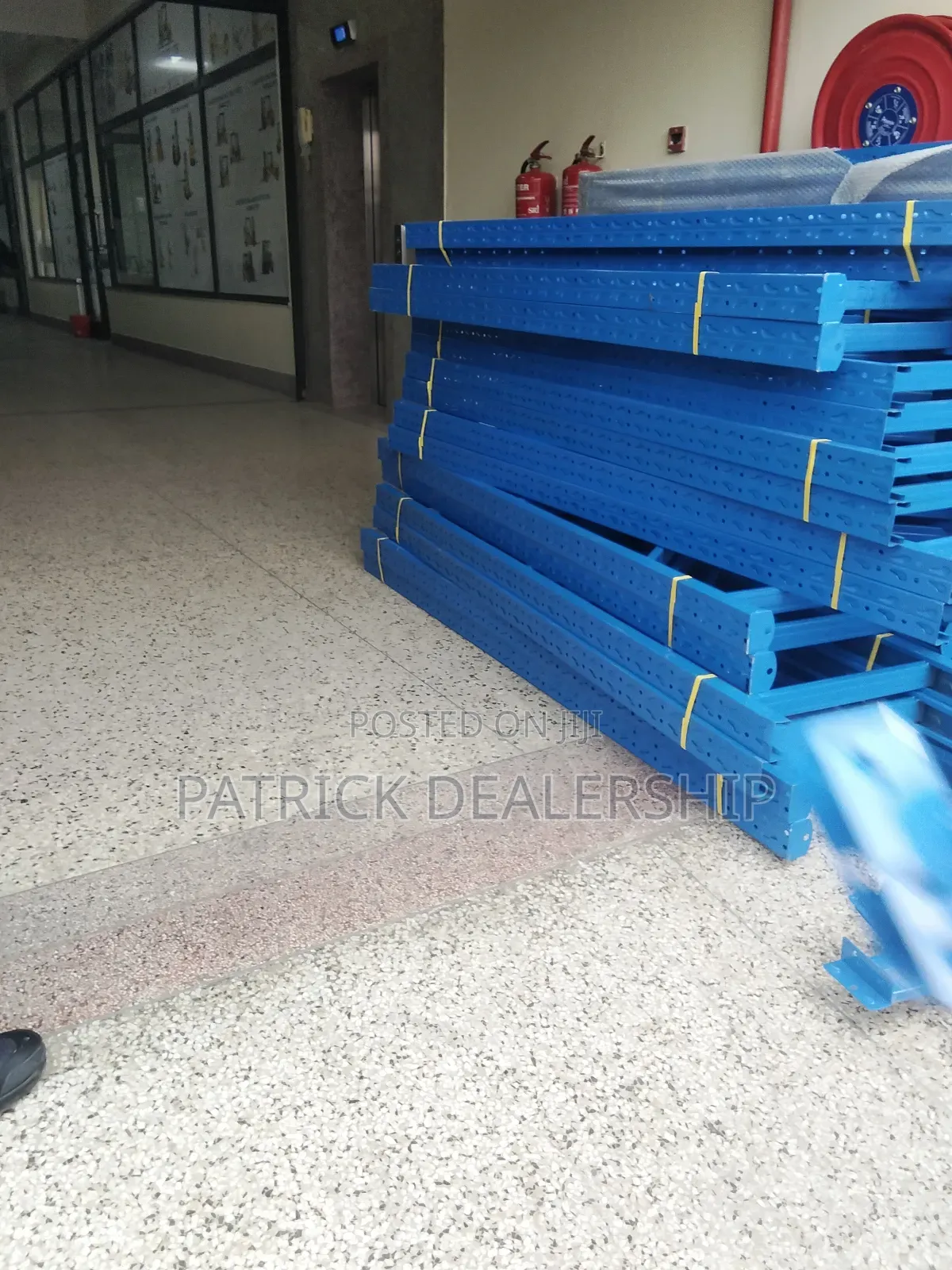 High Racking Level Industrial Shelves