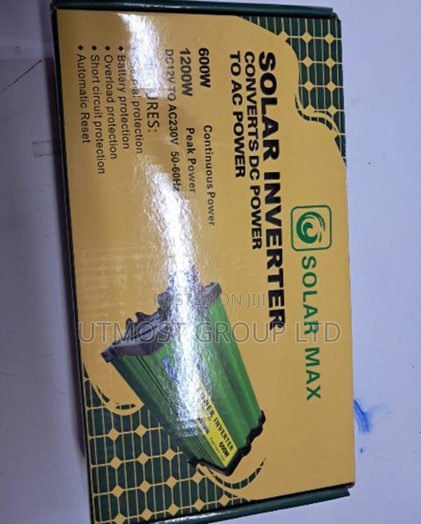 Compact 600w Solar Inverter Energy Saving Power Solution - main view