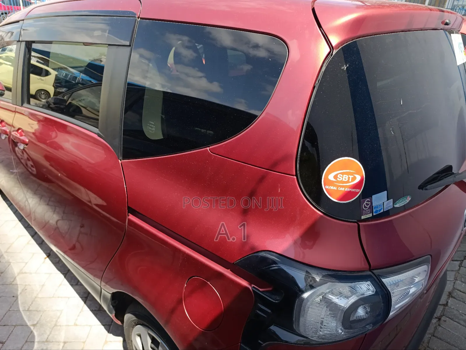Toyota Sienta 1.5 FWD 2018 Maroon