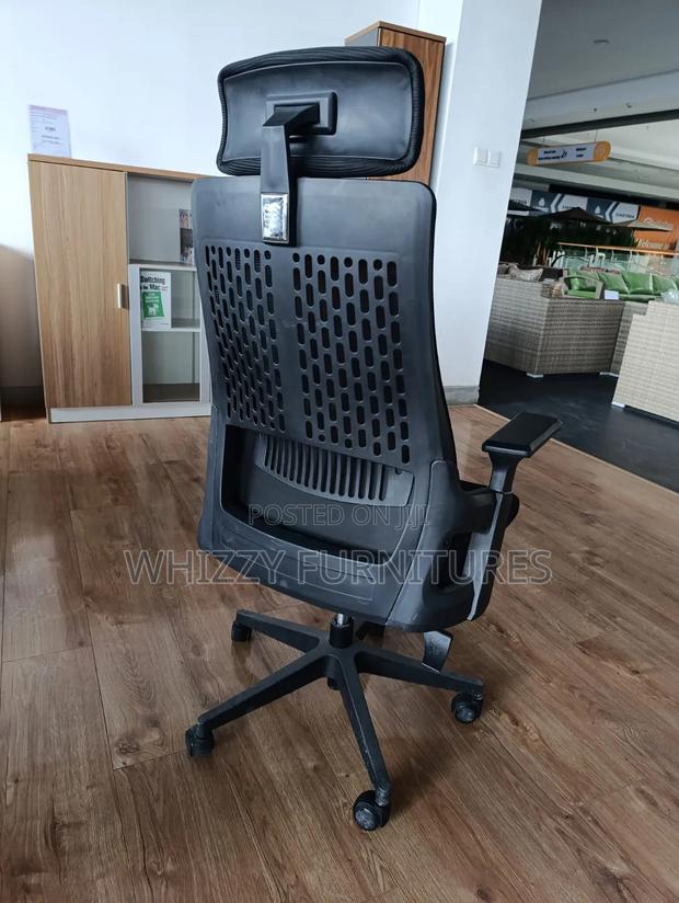 Mesh Back Executive Office Chair - thumbnail 2