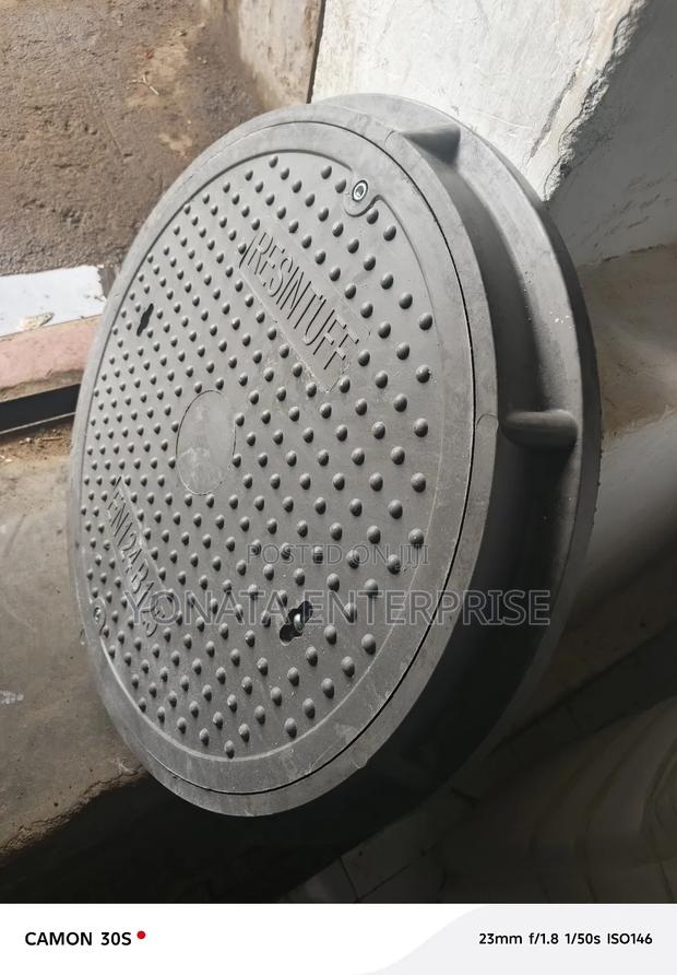 600mm Circular Manhole Cover (Heavy) - thumbnail 2